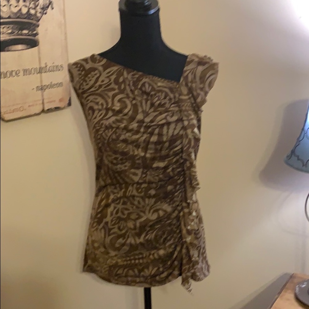 EUC sleeveless INC size L blouse w/ ruffle.